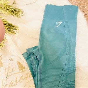 Sky blue gym shark leggings